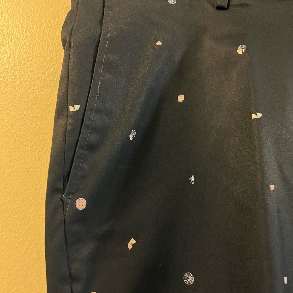 🆕 NWT WALTER HAGEN MENS PERFECT 11 GOLFSHORTS (42) - Picture 10 of 12